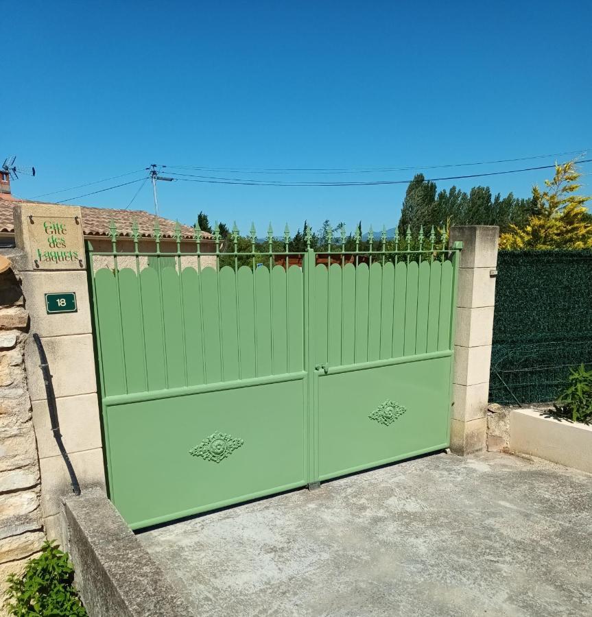 Gite Des Laquets Serignan-du-Comtat Exterior photo